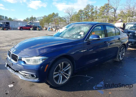 2018 BMW 330I xDrive z USA, uszkodzony, nr VIN WBA8D9C5XJEM32793